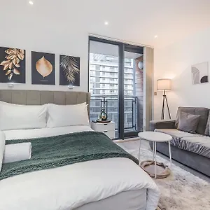 The Canary Hub Apartment